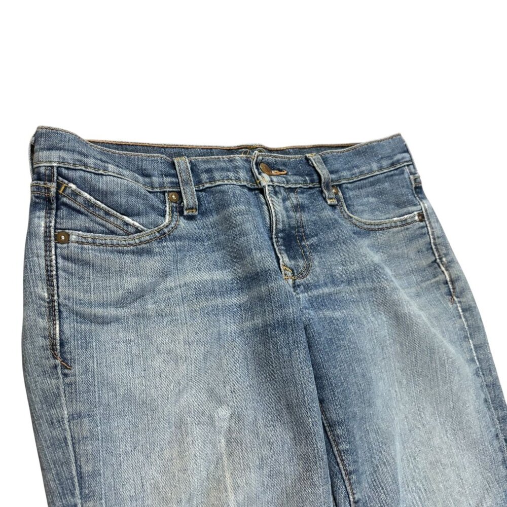 Old Navy The Diva 4 Short Denim Jeans Knee Holes - Picture 4 of 9